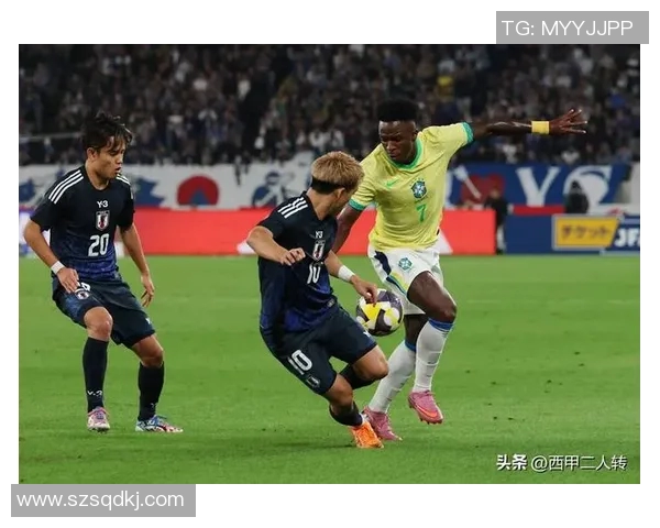 日本足球明星感人下跪瞬间高清图片展现运动精神与奋斗历程